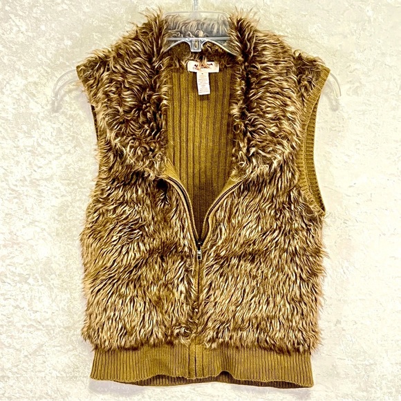 ARIZONA JEAN CO Vest Brown Faux Fur Womens M Full Zip‎ Ribbed Knit Academ… - Picture 1 of 12